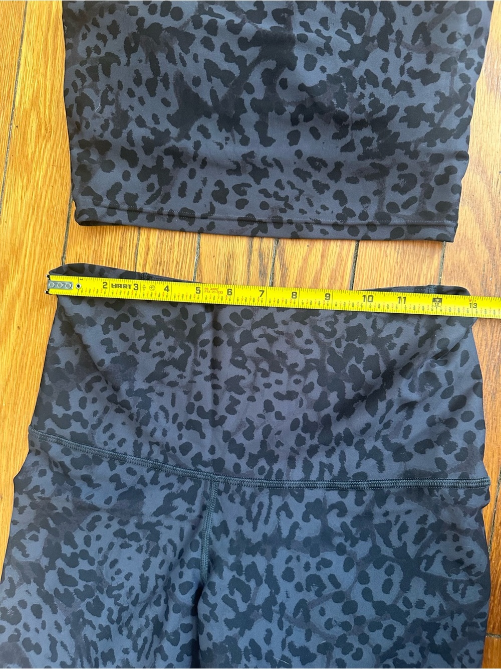 Old Navy PowerSoft Leopard Print Set Leggings (M) & Sports Bra (S) 1108 - Picture 3 of 9
